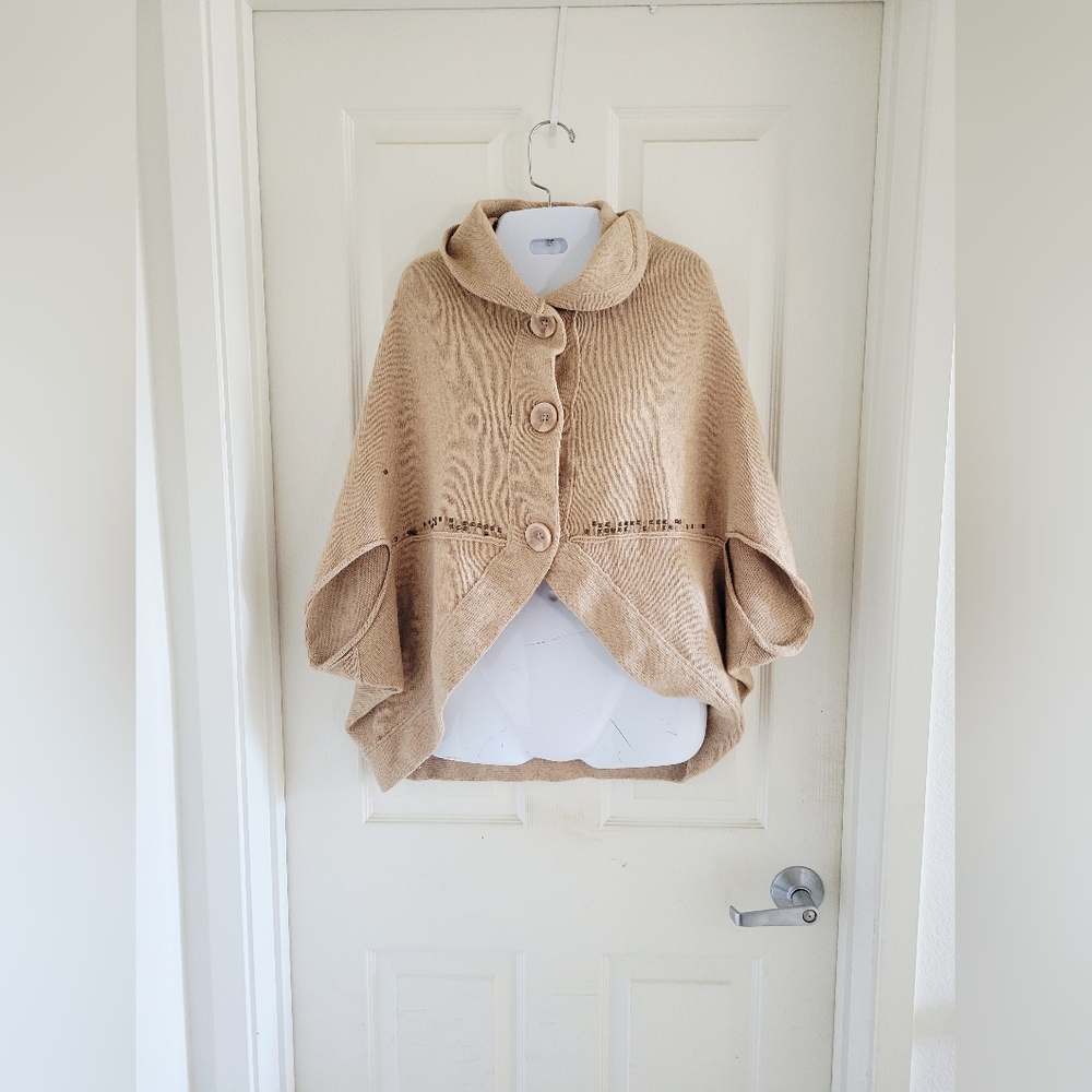 ✨️HP✨️Karlie | Cute Tan Studded Oversized Wool Blend Batwing Cardigan (SIZE S) - Picture 12 of 12